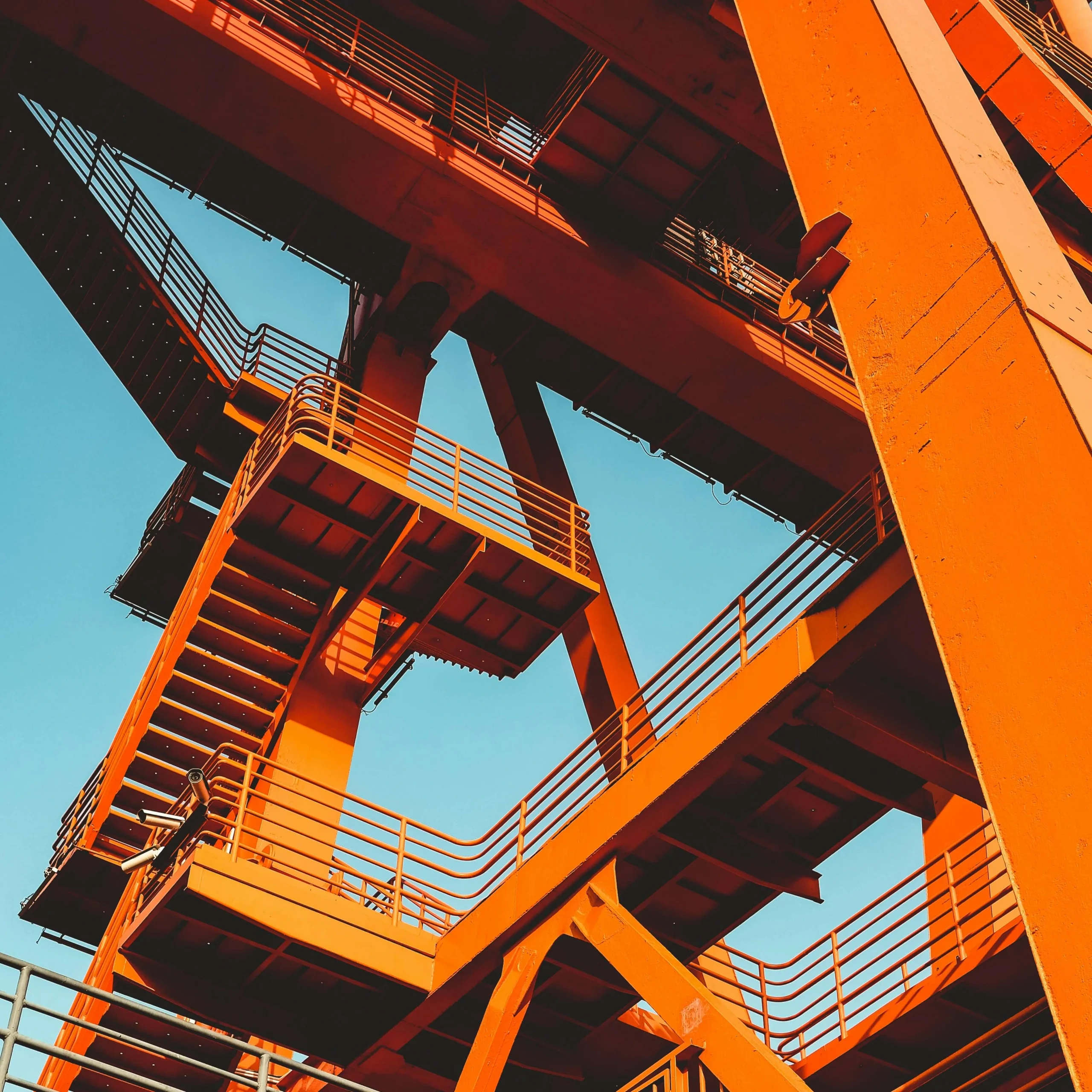 Structure métallique de chantier en Tunisie – solution ERP et gestion de projet pour le secteur du bâtiment