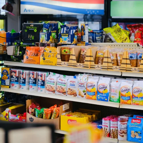 Rayon de supermarché en Tunisie – solution ERP et POS intégrée pour la gestion des produits et ventes